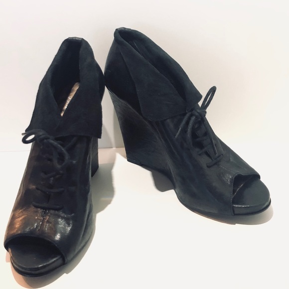 Sam Edelman lace up leather ankle booties - Picture 6 of 12